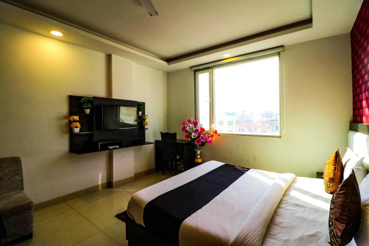 Hotel Olive Zone Near Delhi Airport Neu-Delhi Exterior foto